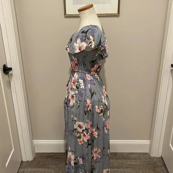 NWT!! Band Of Gypsies - Blue/Pink Floral MIDI Dress - Size Medium - Picture 4 of 12